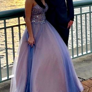 PROM DRESS